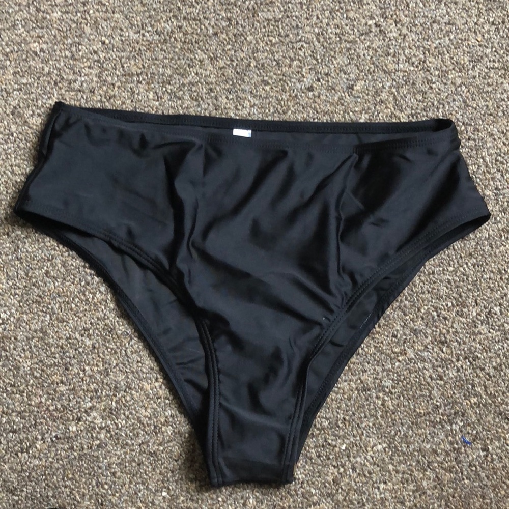 Black High Waisted Bottoms